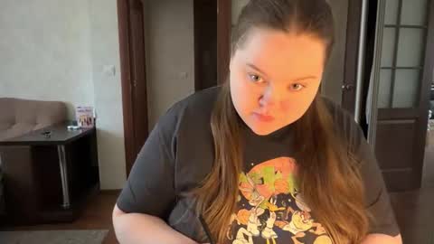 Snapshot of mollyas chatting on April 2026 09:38:01 AM Alice online show from April 2026 09:38:01 AM