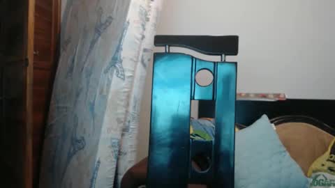 Snapshot of mollybunny01 chatting on December 2025 04:09:01 AM Molly Bunny online show from December 2025 04:09:01 AM