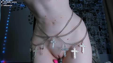 Snapshot of mollycemma chatting on February 2025 03:17:01 PM Molly online show from February 2025 03:17:01 PM