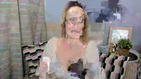Snapshot of mollycrazy chatting on February 2026 12:08:01 PM MollyCrazy online show from February 2026 12:08:01 PM
