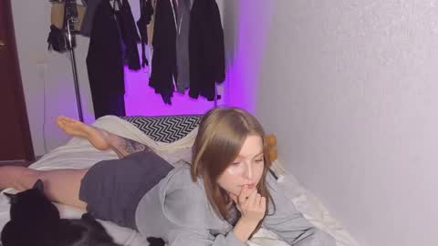 Snapshot of mollydangerous chatting on February 2025 06:04:02 PM Taisha online show from February 2025 06:04:02 PM