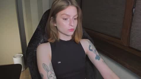 Snapshot of mollydangerous chatting on November 2025 06:29:01 PM Taisha online show from November 2025 06:29:01 PM