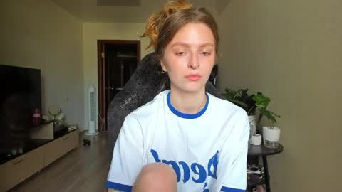 Snapshot of mollydangerous chatting on May 2026 03:19:02 PM Taisha online show from May 2026 03:19:02 PM