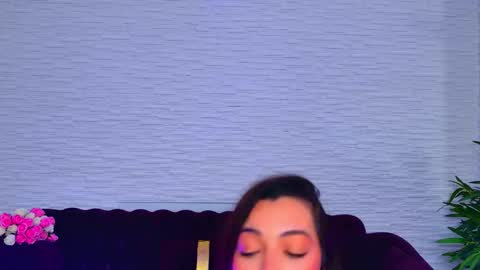 Julia online show from February 2026 09:44:02 PM