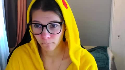 Snapshot of mollylollipop20 chatting on September 2025 03:08:01 AM KIRA online show from September 2025 03:08:01 AM