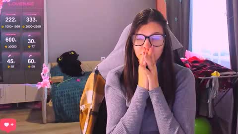 Snapshot of mollylollipop20 chatting on February 2026 02:53:01 AM KIRA online show from February 2026 02:53:01 AM