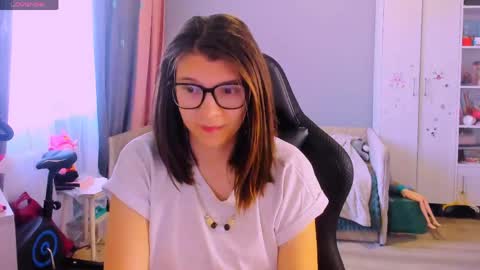  KIRA  online show from June 2026 02:46:01 AM