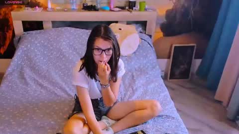  KIRA  online show from July 2026 02:16:01 AM