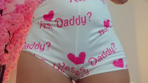 mollylove_ online show from June 2026 08:02:01 PM