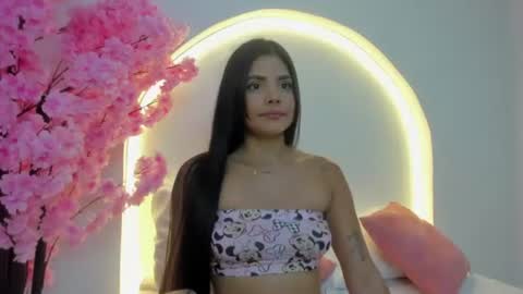 mollylove_ online show from June 2026 07:30:02 PM