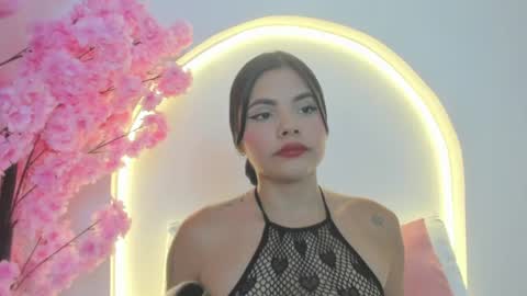 mollylove_ online show from June 2026 07:26:01 PM