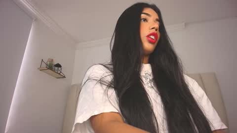 Molly  online show from December 2024 06:28:02 PM