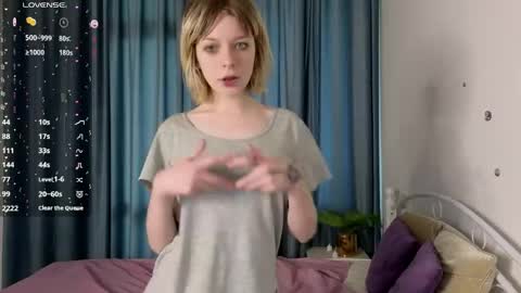 Snapshot of mollysally chatting on May 2026 03:13:01 AM mollysally online show from May 2026 03:13:01 AM