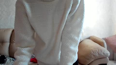 Snapshot of mollystory chatting on March 2025 02:23:02 PM AngelMomm online show from March 2025 02:23:02 PM