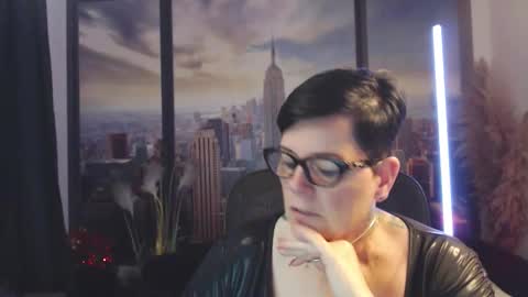 Snapshot of mollysun chatting on September 2025 05:57:02 PM MollySun Nina Randmann online show from September 2025 05:57:02 PM