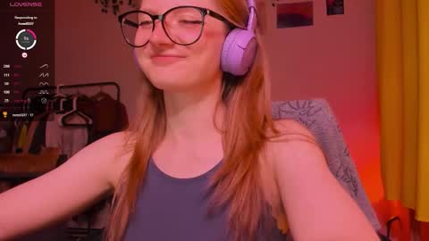 Snapshot of mollytucker chatting on November 2025 02:16:01 PM mollytucker online show from November 2025 02:16:01 PM