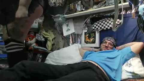 Snapshot of molotovfoxtail chatting on February 2026 05:11:02 AM Molotovfoxtail online show from February 2026 05:11:02 AM