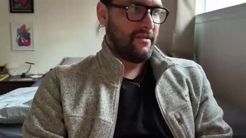 molten_escargot online show from January 2025 01:05:02 AM