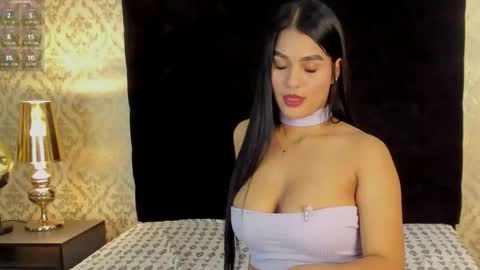 Snapshot of molyboston chatting on October 2025 01:33:02 PM Moly Boston online show from October 2025 01:33:02 PM