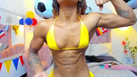 molyrestrepo online show from July 2026 08:55:01 PM