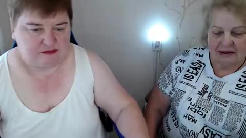 Snapshot of mommy99x chatting on March 2025 07:32:02 AM Mommy99X online show from March 2025 07:32:02 AM