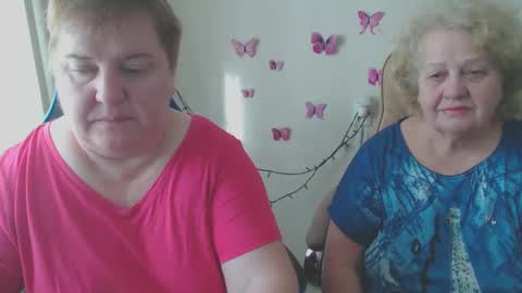 Snapshot of mommy99x chatting on March 2025 07:03:01 AM Mommy99X online show from March 2025 07:03:01 AM