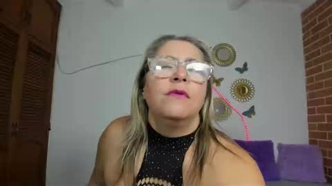 Maja online show from January 2025 01:11:01 AM