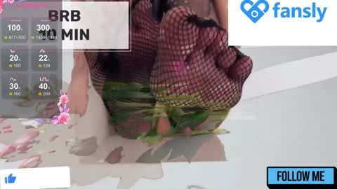 Mommy online show from December 2024 02:09:01 AM