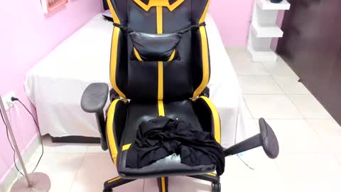 call me slut online show from December 2024 05:57:02 PM