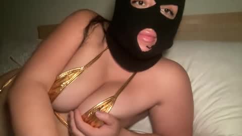 mommygoddess03 online show from October 2025 01:46:01 AM