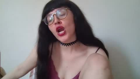 Mommynatrix online show from July 2026 05:50:02 PM