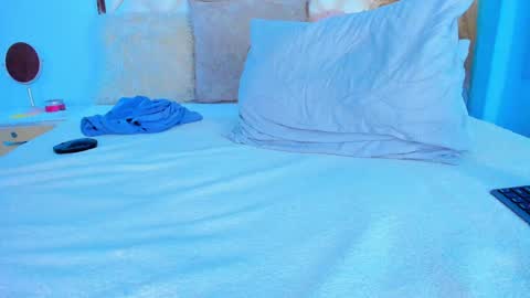 Kendall Evanz online show from January 2025 12:07:01 AM