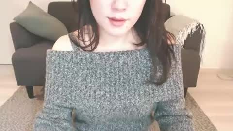 Momo online show from December 2024 03:52:01 PM