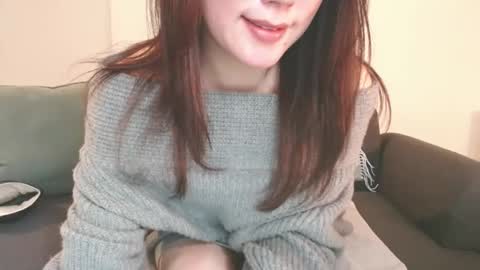 Momo online show from January 2025 05:42:02 PM