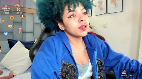 Momo  online show from September 2025 12:48:01 PM