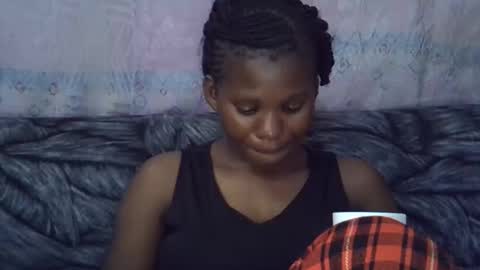 Snapshot of momsdoll chatting on February 2026 09:23:01 AM momsdoll online show from February 2026 09:23:01 AM