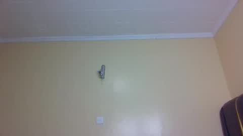 Mona online show from October 2025 12:21:02 AM