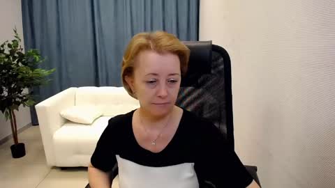 Mona online show from May 2026 10:45:01 AM