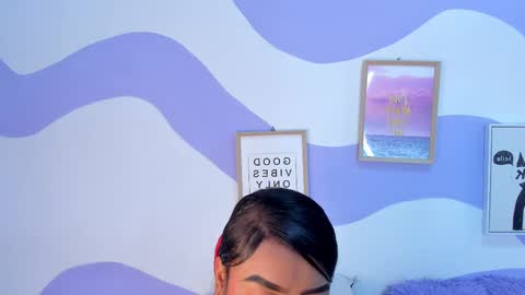 MONAAXXX online show from September 2025 03:39:01 PM