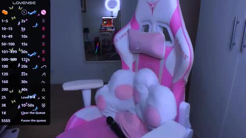 Snapshot of monalauu chatting on December 2024 11:12:02 PM online show from December 2024 11:12:02 PM