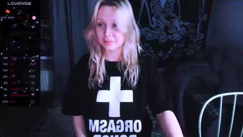 Snapshot of monalauu chatting on February 2026 05:20:02 PM online show from February 2026 05:20:02 PM