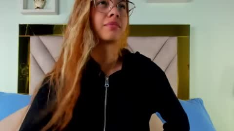 monic_sanders online show from June 2026 03:11:02 AM