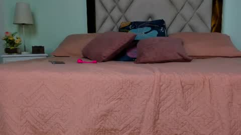 monic_sanders online show from July 2026 03:45:02 AM