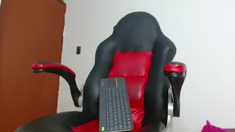 Monica online show from October 2025 01:48:02 AM