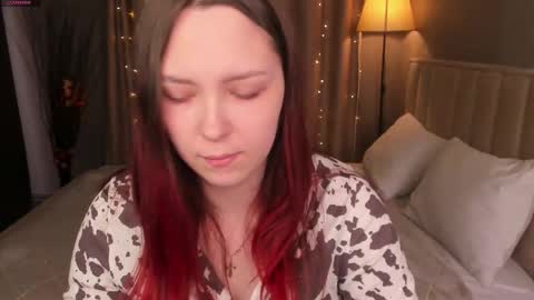 Snapshot of monica__queen chatting on March 2026 05:33:02 AM Monica online show from March 2026 05:33:02 AM