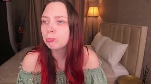 Snapshot of monica__queen chatting on March 2026 05:33:02 AM Monica online show from March 2026 05:33:02 AM