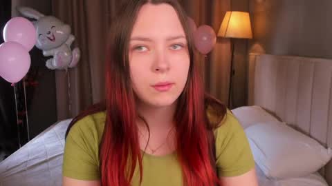 Snapshot of monica__queen chatting on April 2026 05:26:02 AM Monica online show from April 2026 05:26:02 AM