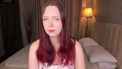 Monica online show from May 2026 05:27:02 AM
