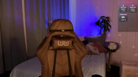Hi  Im Monica  online show from June 2026 02:01:01 PM