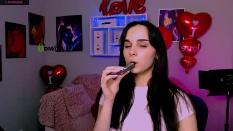 Snapshot of monica_xcx chatting on February 2026 09:22:02 PM Monica online show from February 2026 09:22:02 PM